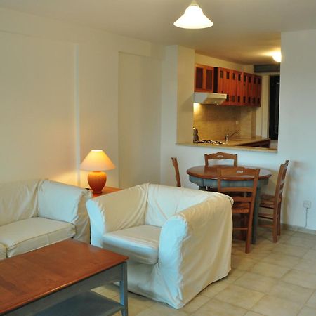 Palm Court Suites Ayvalik Exterior foto